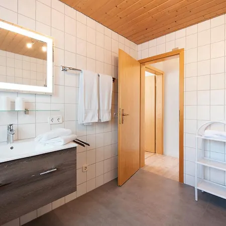 Moehrle דירה זאלם